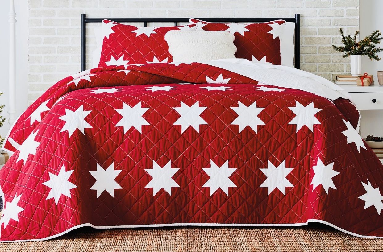 Bee & Willow King Size Quilt Set
