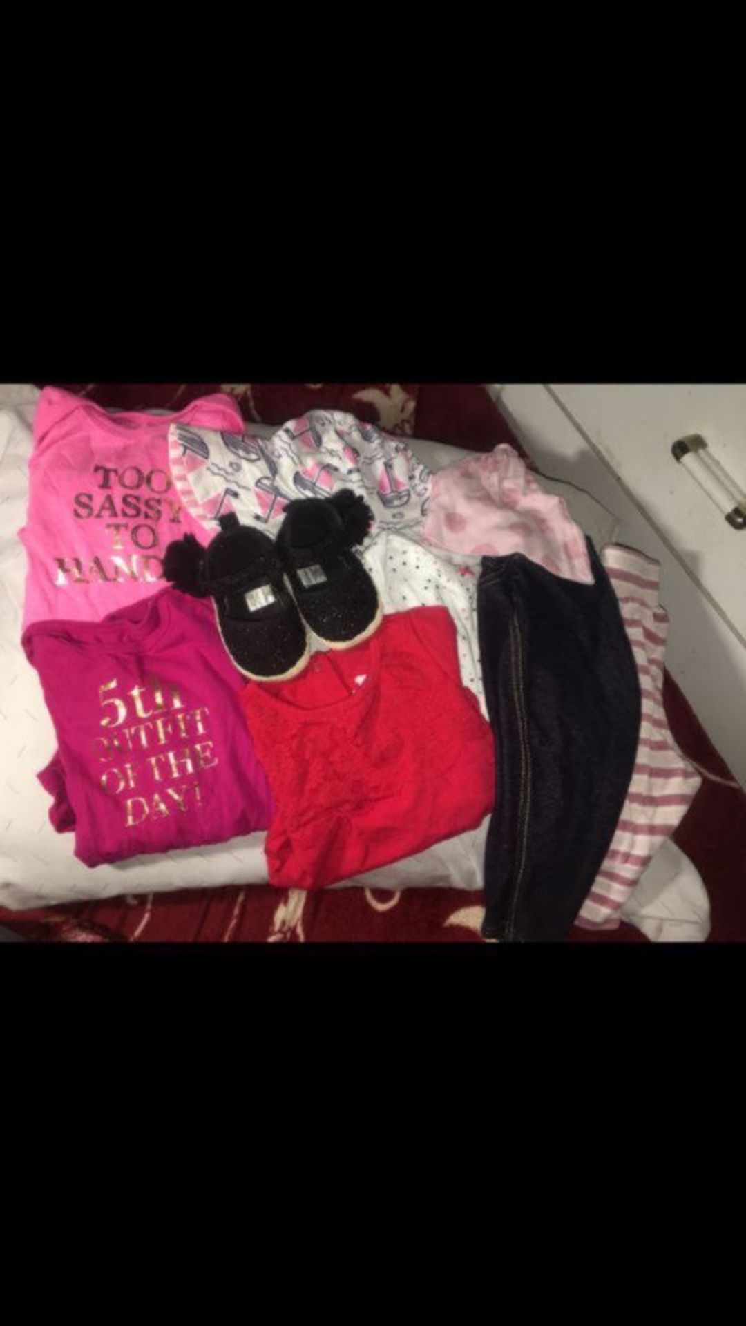 Selling more than 15 pieces of baby girl clothes worn once