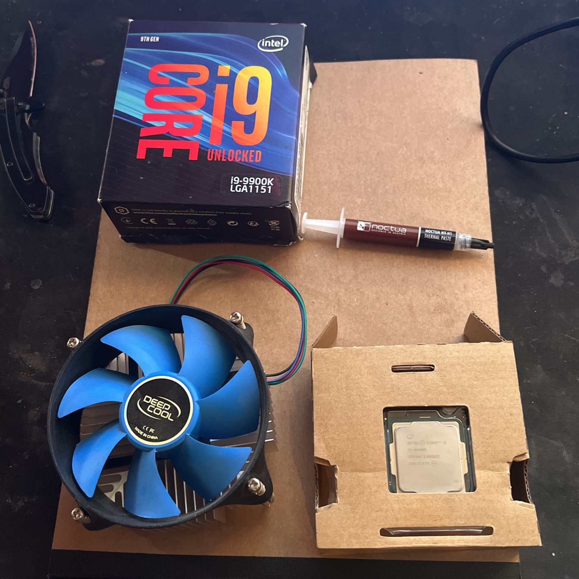 I5 9400F CPU ( Includes I9 9900k Box) With CPU FAN 