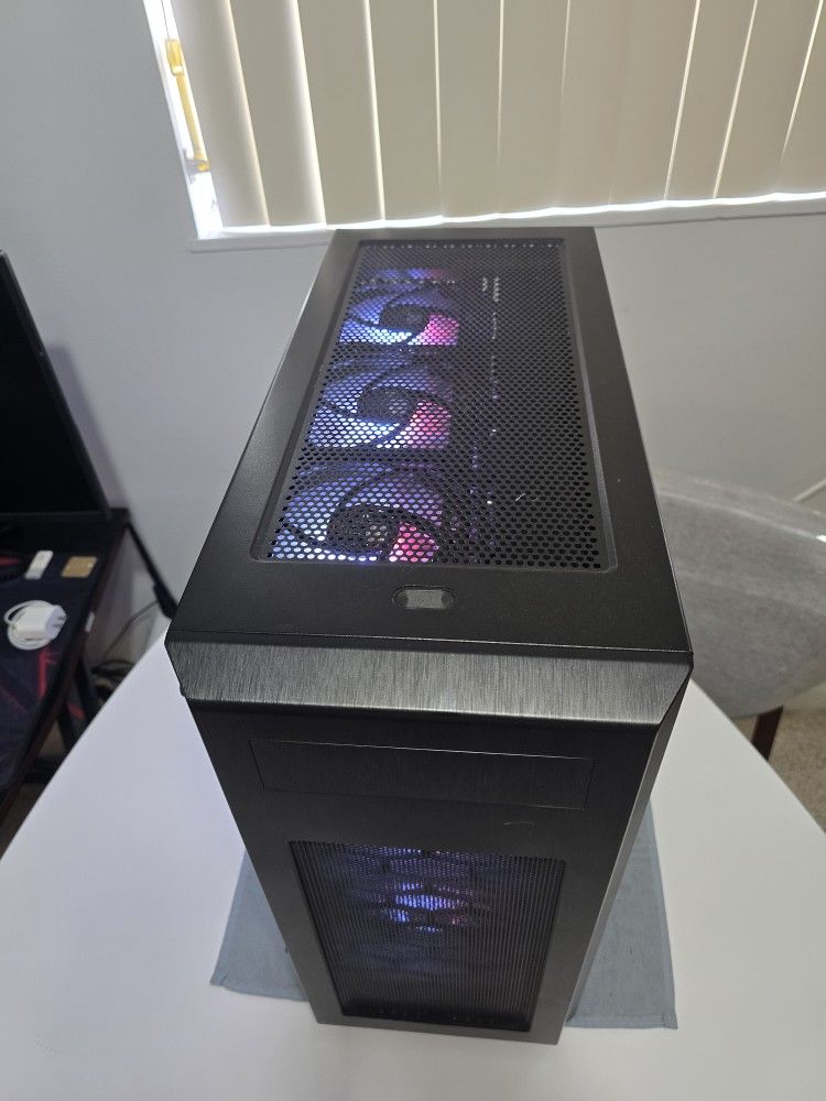 i7k Gaming Desktop PC