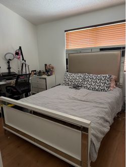 Used - Queen Aligator print Bedroom Set