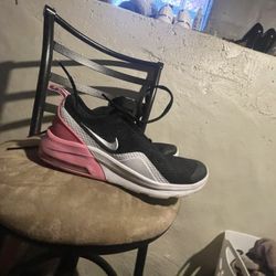 Nike Women 