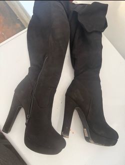 Size 6 Knee high Dress Boots