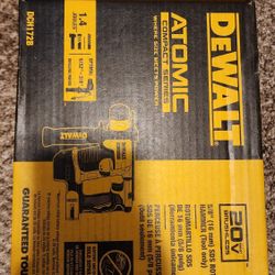 Dewalt Hammer 