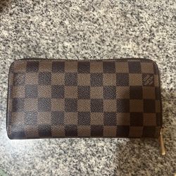 LV Checkers zippy Wallet
