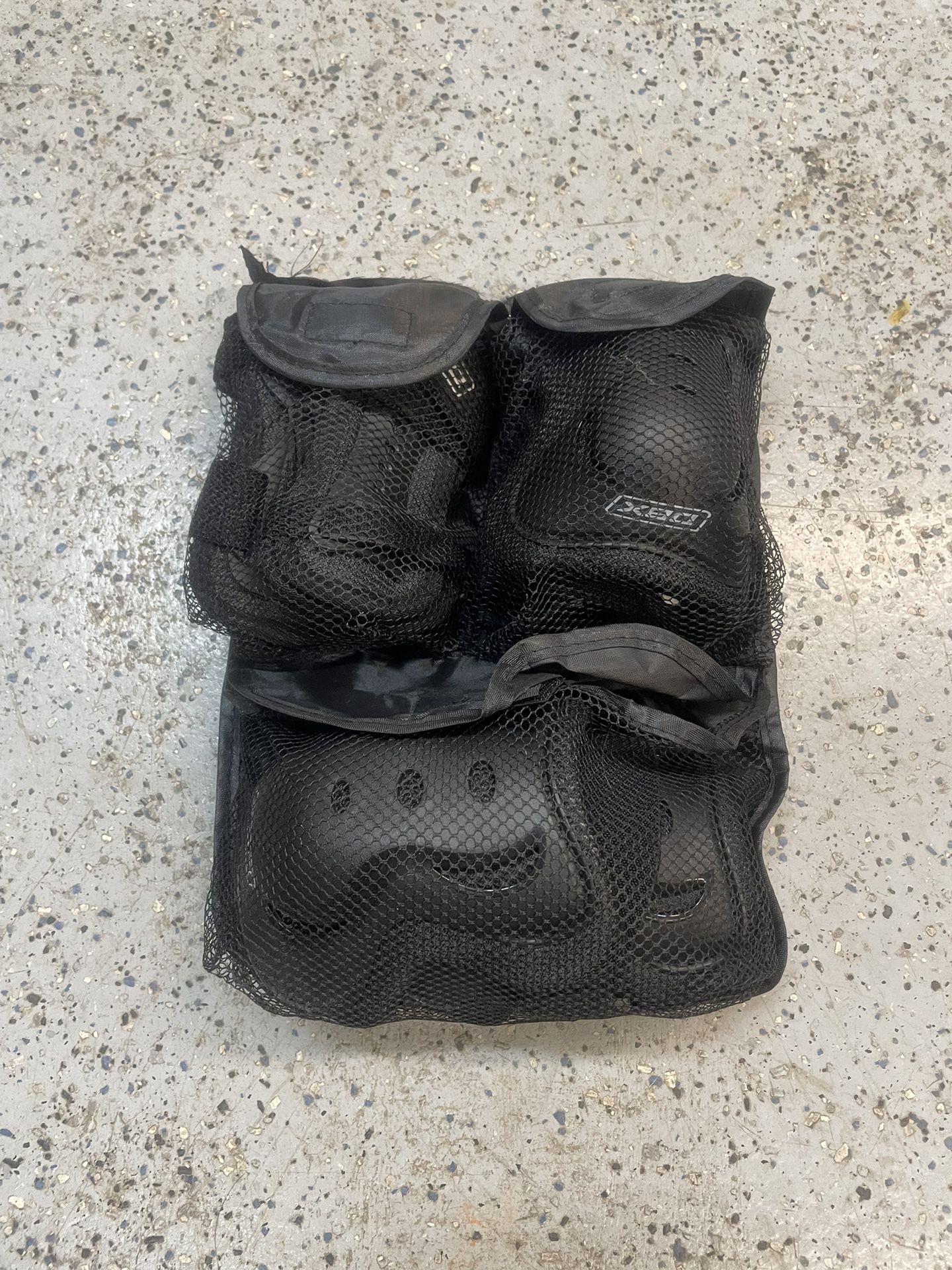 Skate Boarding Wrist guard, Elbow And Knee Pads