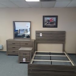 4 Pc Queen Bedroom Set With Queen Bedframe Dresser Mirror And Nightstand On Sale Now don't Miss