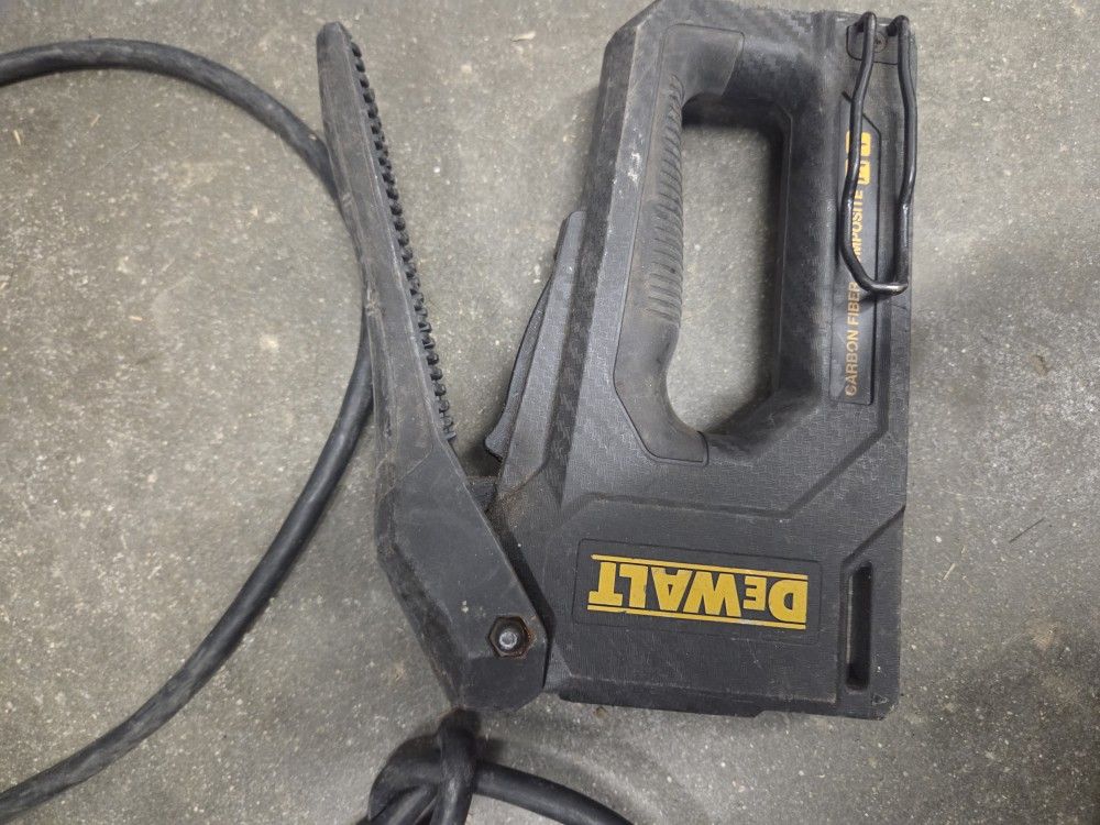 DeWalt Carbon Fiber Staple Gun