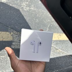 Bluetooth Earbuds White AirPods 2nd Gen 