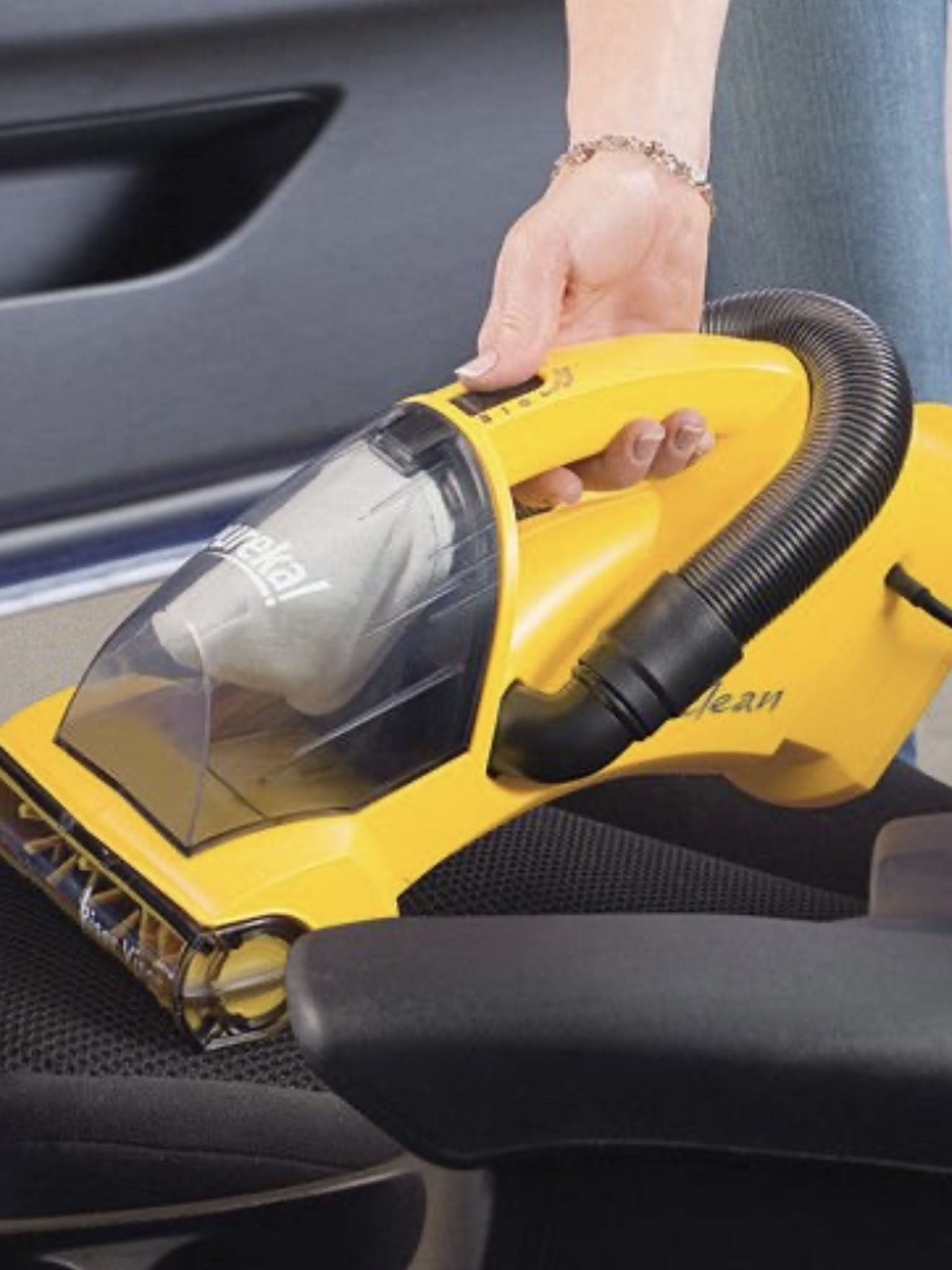 Eureka EasyClean Lightweight Handheld Vacuum Cleaner for Sale in Renton ...