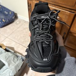  Balenciaga Tracks