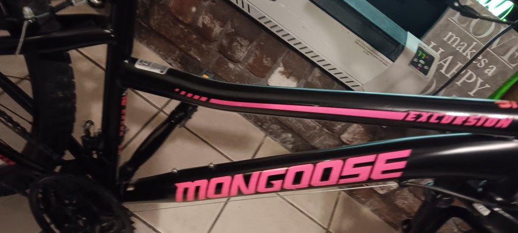 Mongoose EXCURSION Girl Bike