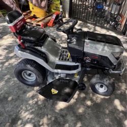 Murray MT200 42 in. 19.0 HP 540cc EX1900 Series Briggs and Stratton Engine Automatic Gas Riding Lawn