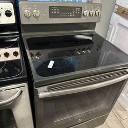 Ge profile slate electric stove glass top used with warranty