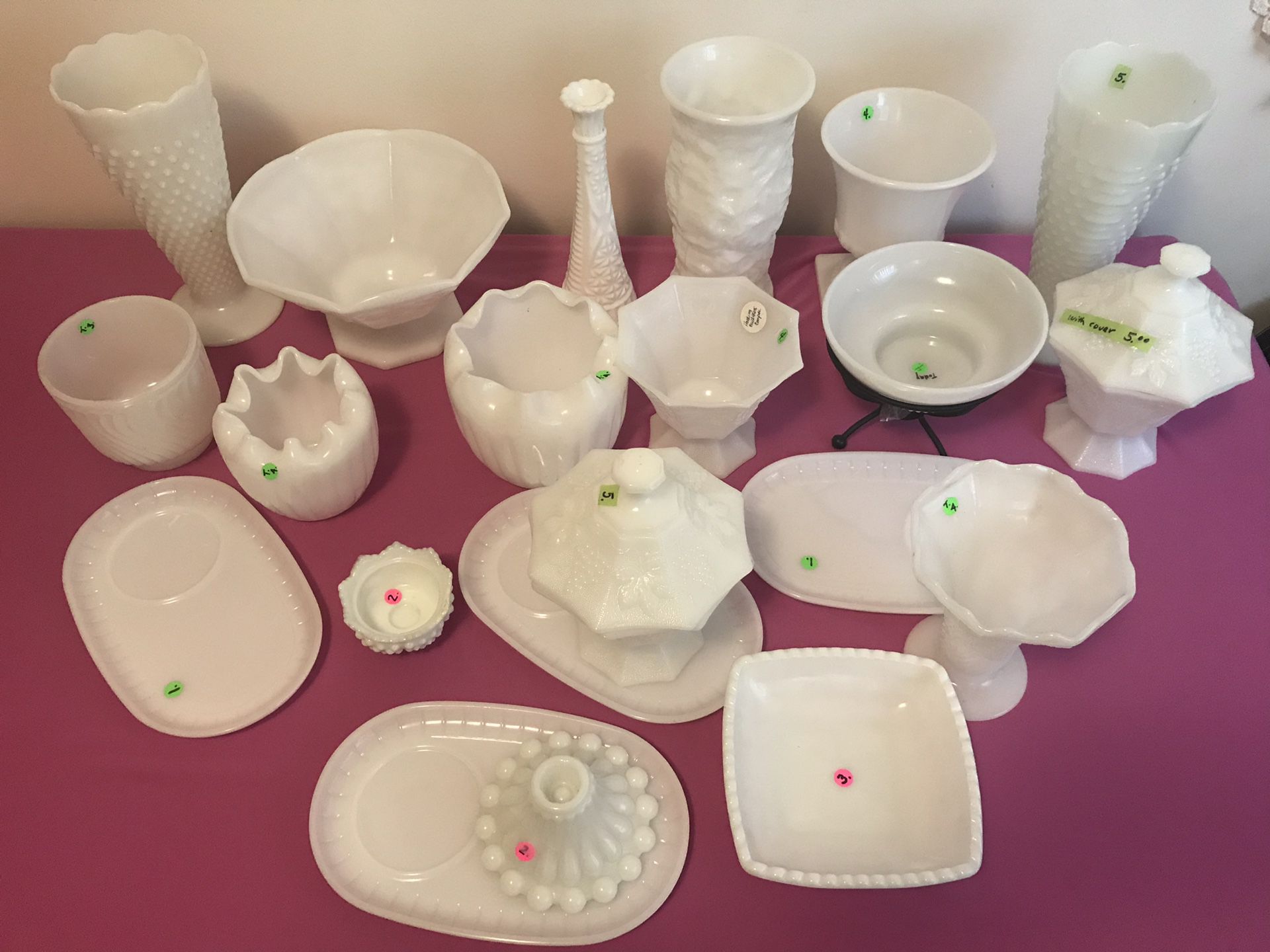 Milk Glass Collectible Pieces