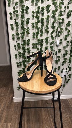 Size 7 heels