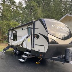 2019 Keystone Trailer 