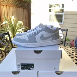 NEW Nike Air Jordan 1 Low White Wolf Grey Aluminum Womens Size’s 7, 7.5, 8, 8.5, 9 DC0774-105