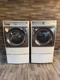 Kenmore washer and dryer laundry set