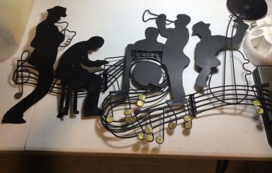Wall Decor - Jazz Quintet. Some Scratches In Paint See Picture. Asking $12. Pick Up In Surprise.