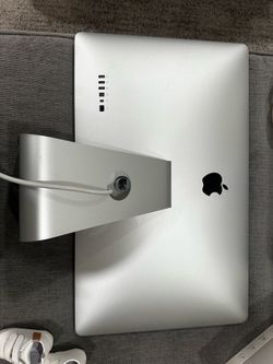 Apple iMac 27” A1312 Desktop/Monitor - Missing Power Cord