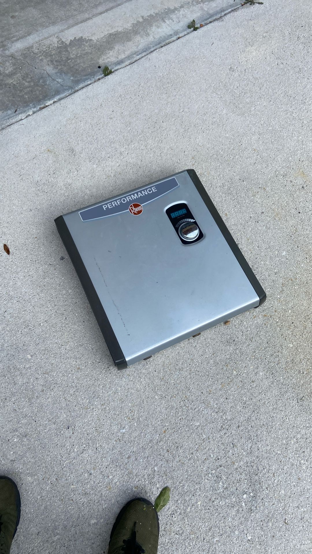 Tankless Water Heater 