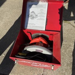 Milwaukee 10 1/4in Circular Saw + Extra Blade