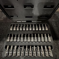 Husky 37 Piece bit Socket Set