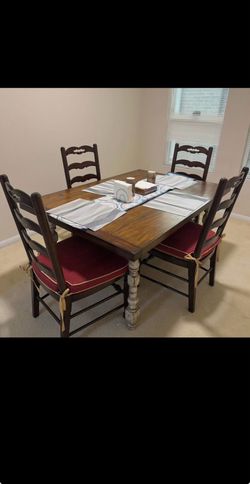 Dinning table