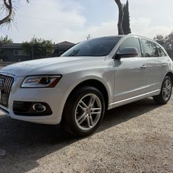 2015 Audi Q5 2.0T Quattro Premium Plus 
