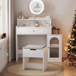 Vanity, Makeup Vanity Desk with Rotatable Mirror and Lights, White Make Up Vanity Table with 3 Adjustable Lighted and Chair, Makeu