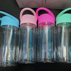 Kids Snowglobe Cups Glitter Tumbler No Design Different Color Lids $3 Each