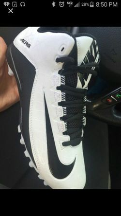 Size 7 nike cleats good condition light use