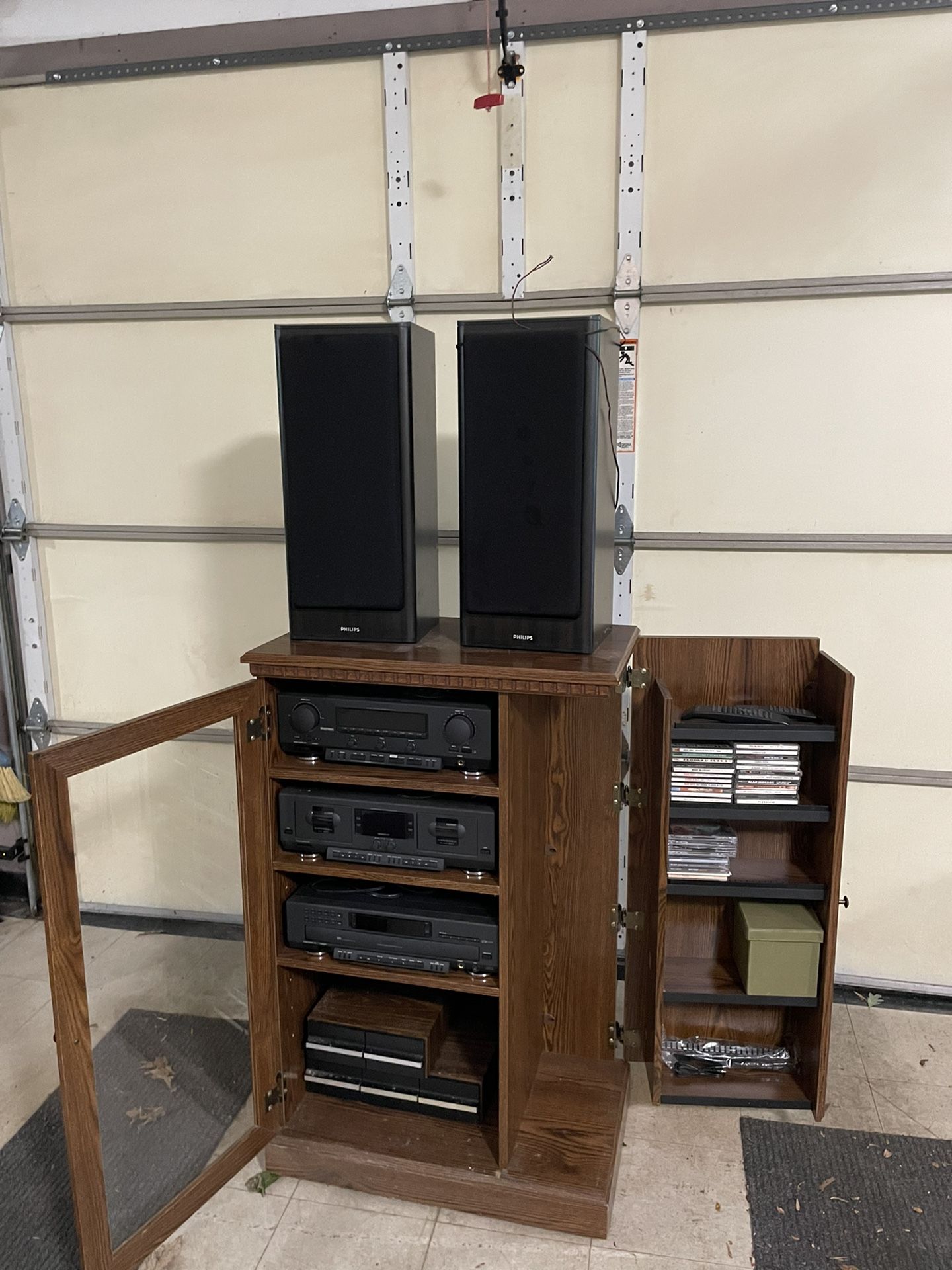 Philips Home Entertainment System With Remotes And CD’s