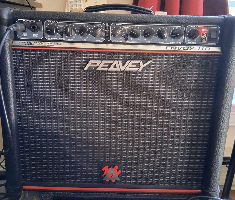 Peavey Amp And Zoom Pedal Trades Or Cash