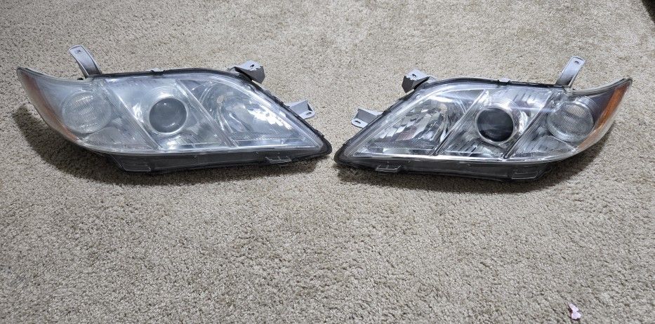 2007-2009 Toyota Camry Left+Right Set Side Headlights OEM