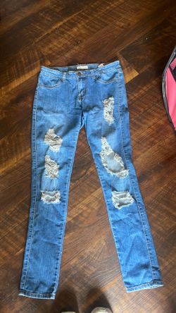 Denim Jeans w/ rips