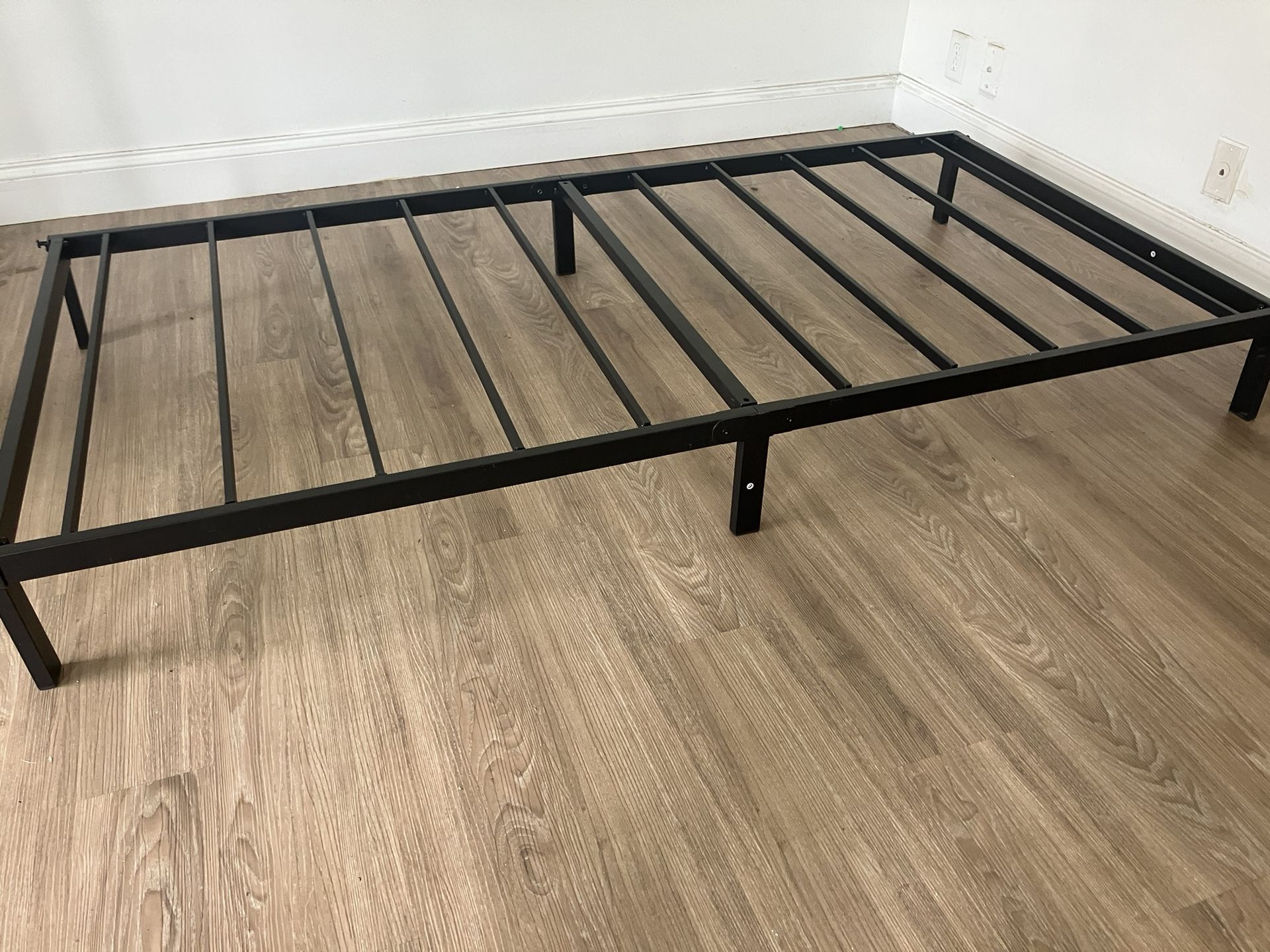 Twin Size Platform Bed Frame