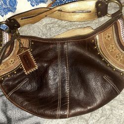 brown leather purse