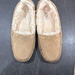 Uggs Women Size 6 (Fits Like A Size 5) Like New $40