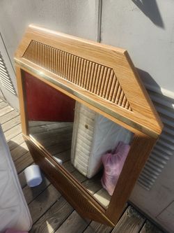 Dresser mirror