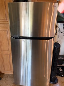 LG refrigerator 24 cu ft, stainless steel