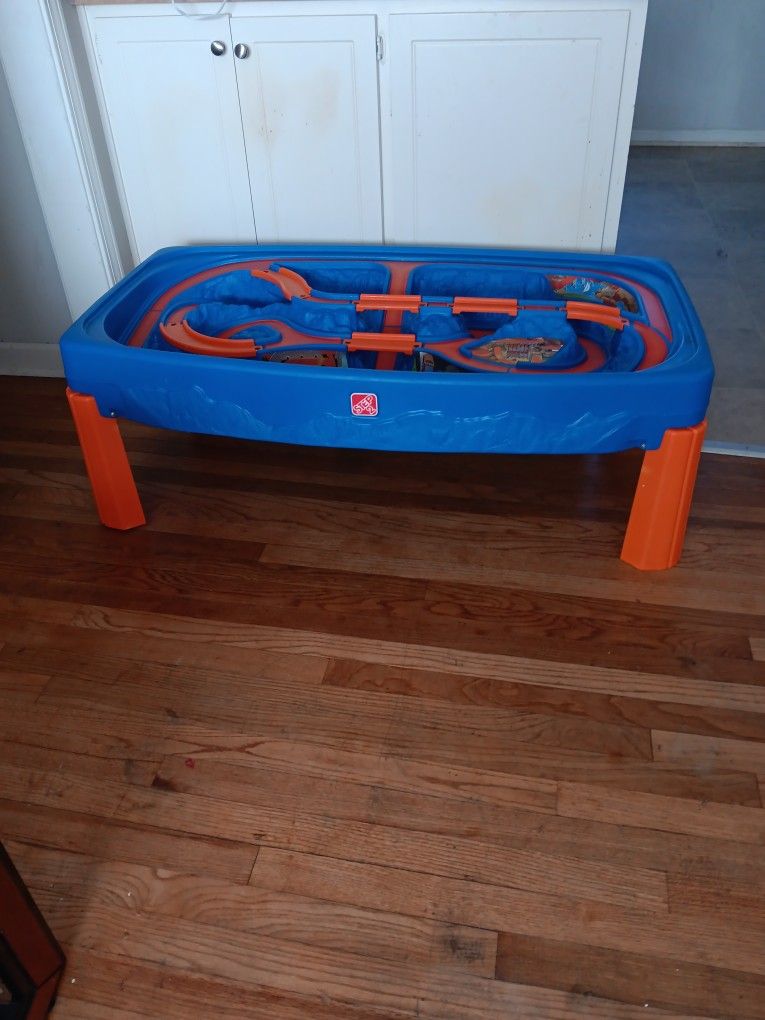 Hot Wheels Car Play Table