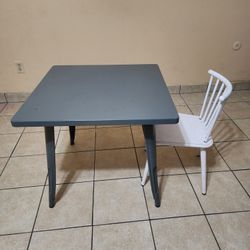 Metal Kids Table 