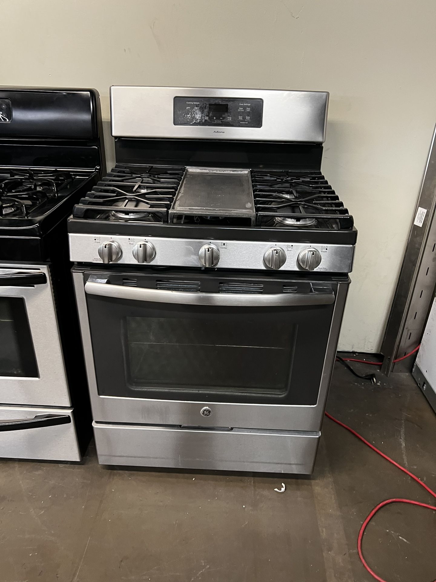 Ge 30”Wide Gas Range Stove Stainless Steel With Griddle