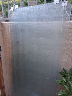 Shower Doors / waterfall/raindrop