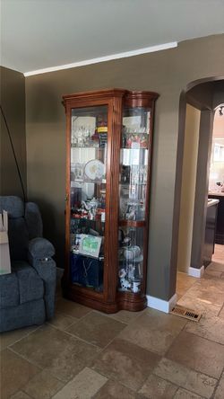 Curio cabinet
