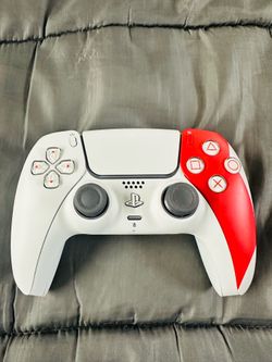 PlayStation 5 DualSense Wireless Controller - God of War 20th Anniversary Limited Edition ( Used Very New )