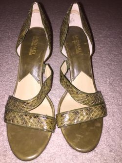 MICHAEL KORS HEELS