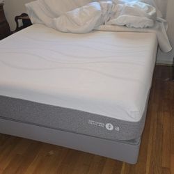 Queen Sleep Number Bed AND Frame - Excellent Condition / Barely Used 